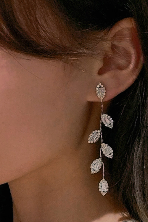 گوشواره جواهری جدید زنانه مدل برگ آویزی رنگ ثابت وارزان