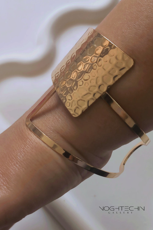 خرید دستبند مصری با طرح خاص وجدید با قیمت مناسب