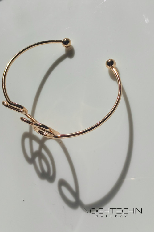 خرید بنگل زنانه مشابه طلا مدل قلب با قیمت مناسب