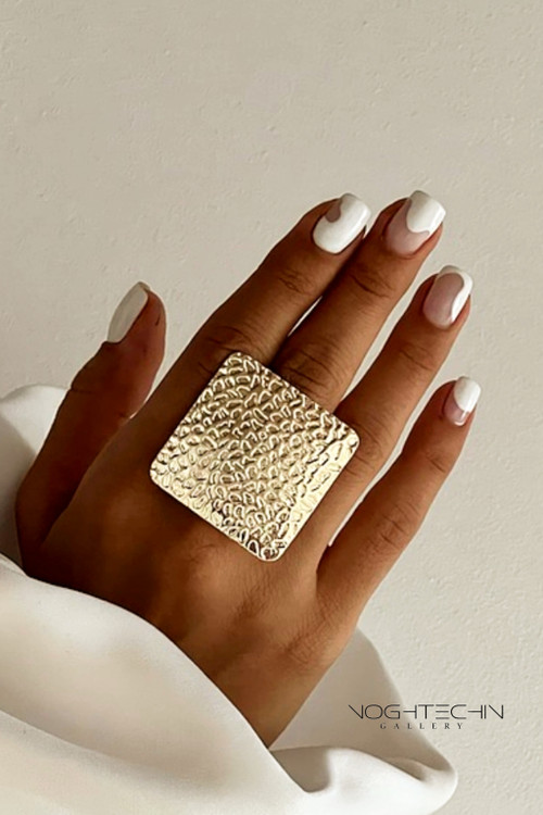 خرید انگشتر زنانه جدید مدل مربعی طرح طلا