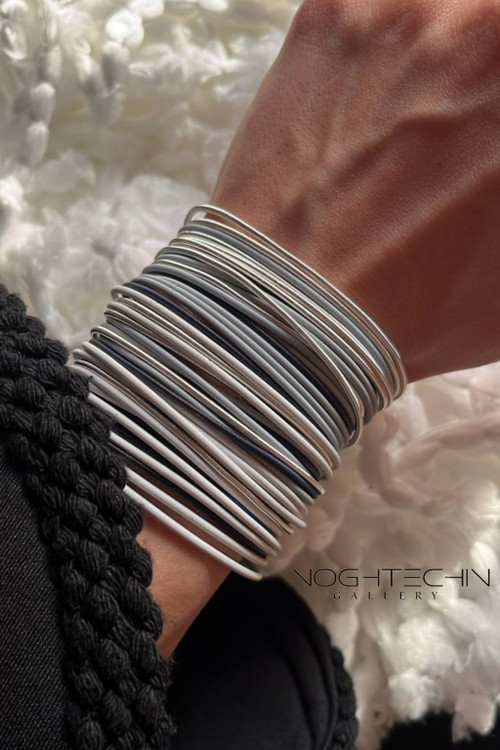 سفارش دستبند جدید برای کنار ساعت