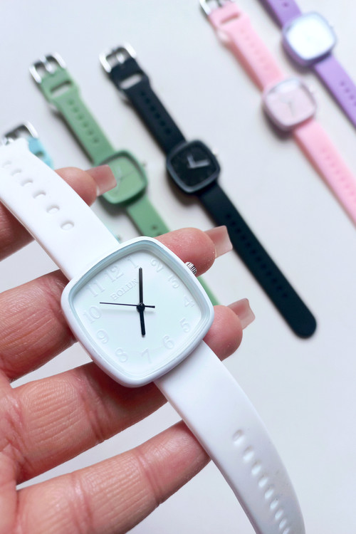 خرید ساعت سیلیکونی جدید با ارزانترین قیمت