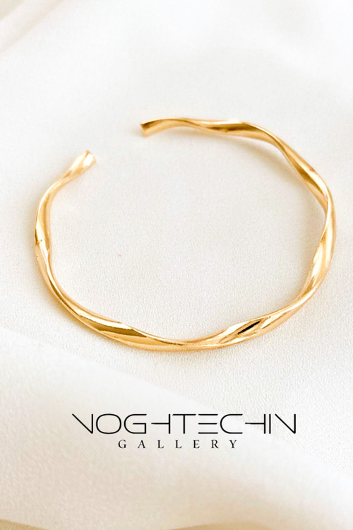 خرید دستبند زنانه ظریف طرح طلا با قیمت مناسب