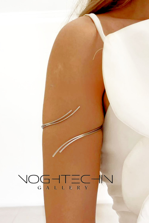 خرید بازوبند خاص وظریف زنانه استیل رنگ ثابت با قیمت مناسب