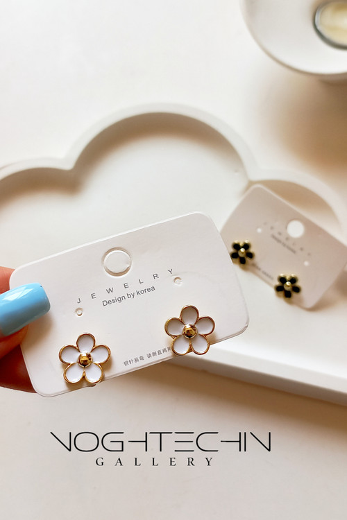 گوشواره فانتزی دخترانه مدل گل ظریف با کیفیت بالا