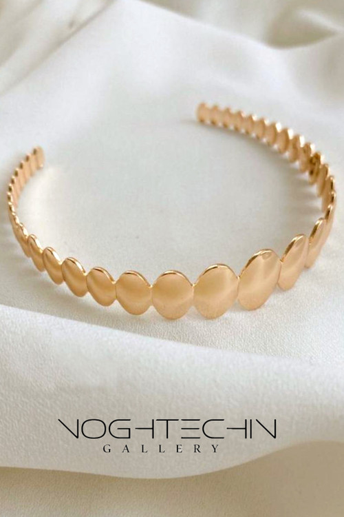 خرید دستبند زنانه ترند مینیمال کاملا طرح طلا