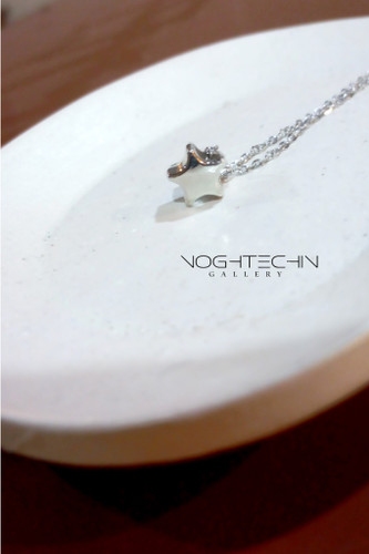 خرید گردنبند زنانه ظریف وشیک با قیمت ارزان