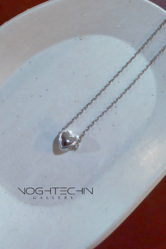 خرید گردنبند زنانه مدل قلب نقره باقیمت مناسب
