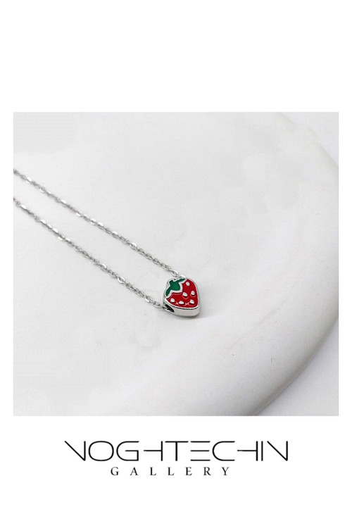 خرید گردنبند خاص وجدید دخترانه مدل توت فرنگی با قیمت مناسب