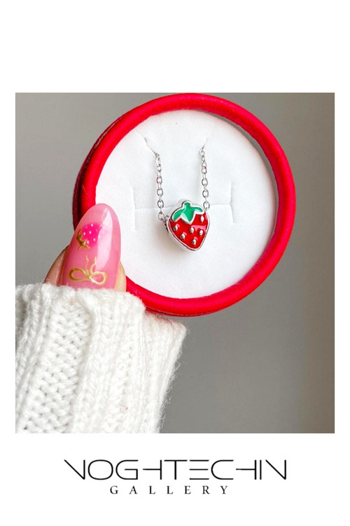 خرید گردنبند ترند زنانه مدل توت فرنگی با قیمت ارزان