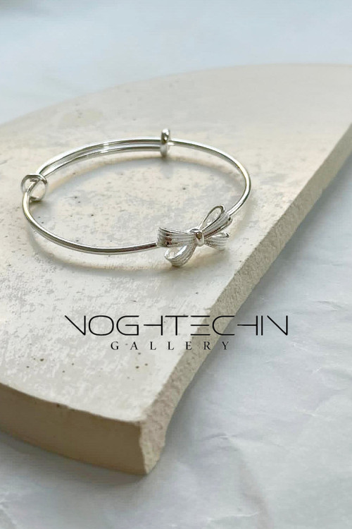 خرید بنگل خاص وترند مدل پاپییون نقره ای با قیمت مناسب