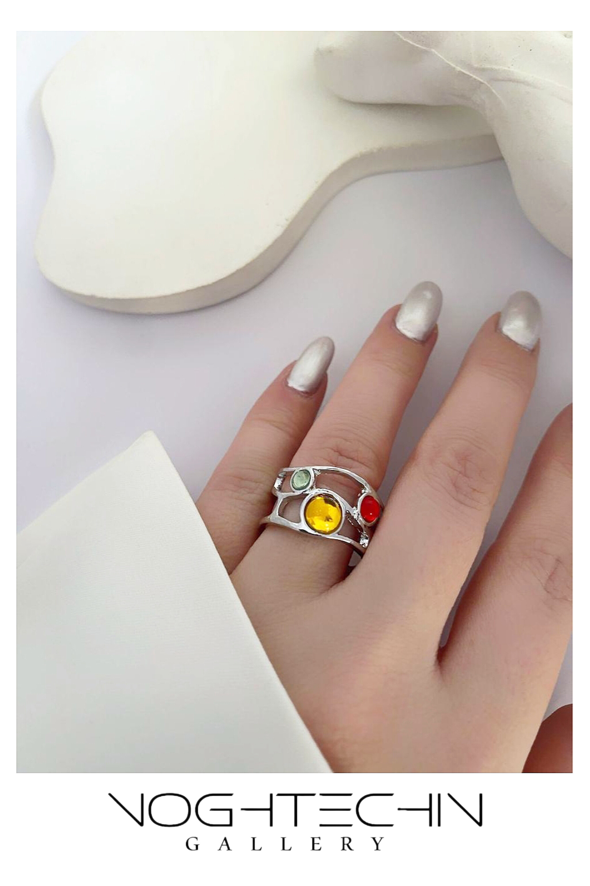 خرید انگشتر زنانه جواهری خاص وترند مدل کریستالی رنگی با قیمتمناسب