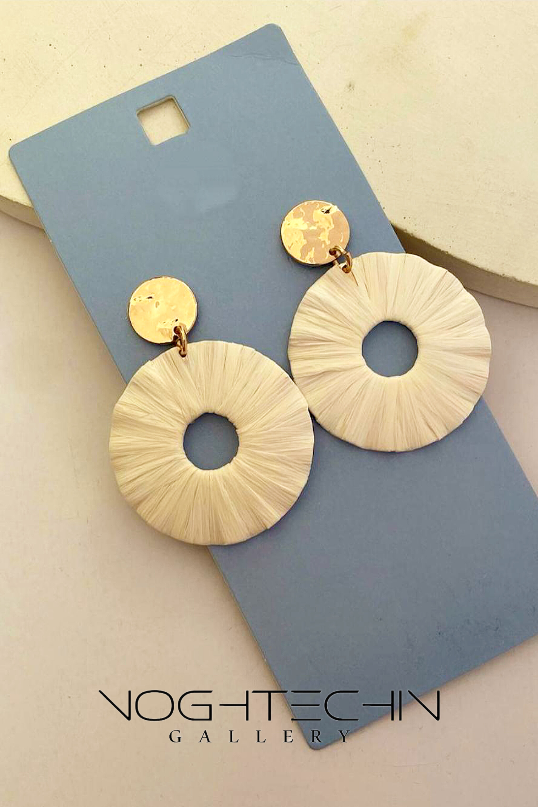 خرید گوشواره زنانه ترند وخاص مدل کنفی با قیمت مناسب