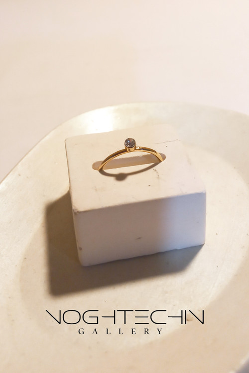 خرید حلقه طریف زنانخمدل تک نگین طرح طلا با قیمت ارزان