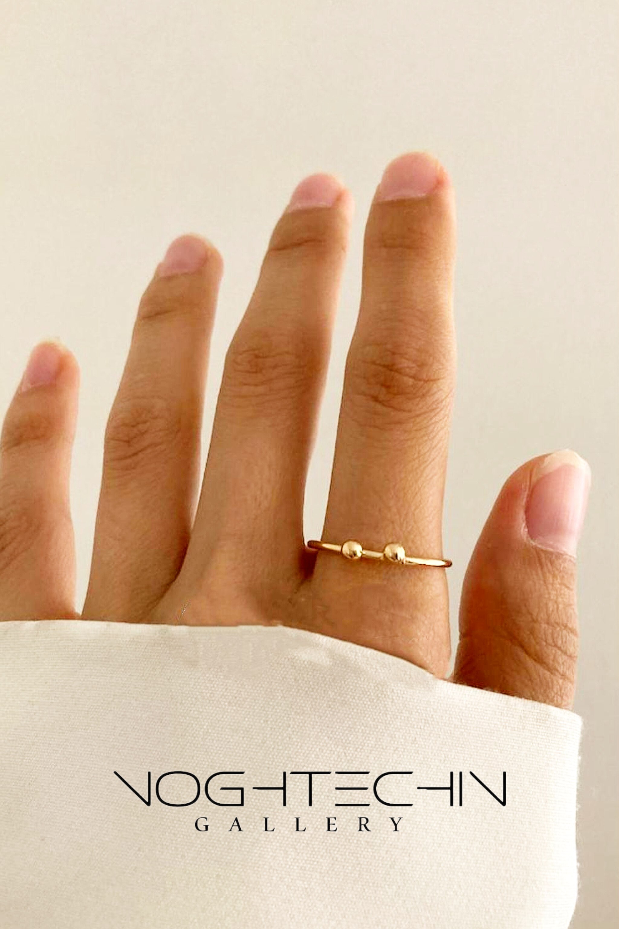 خرید انگشتر زنانه ساده وترند طرح طلا با قیمت مناسب