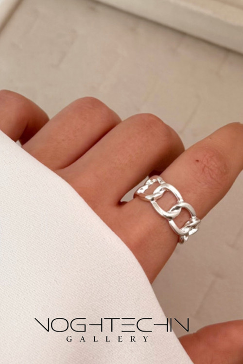 انگشتر زنانه ترند وشیک کارتیه نقره ای با قیمت مناسب