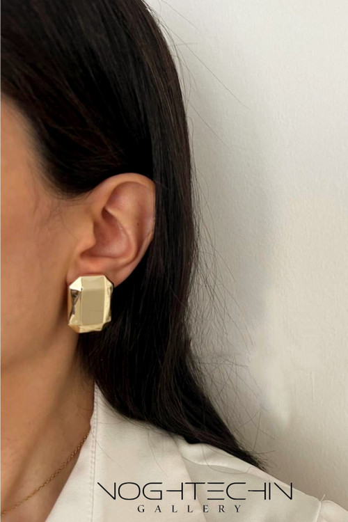 خرید گوشواره زنانه ترند وشیک مدل مستطیل طرح طلا با قیمت مناسب